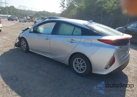 2017 Toyota Prius Prime Premium из США, поврежденный, VIN JTDKARFP0H3000816